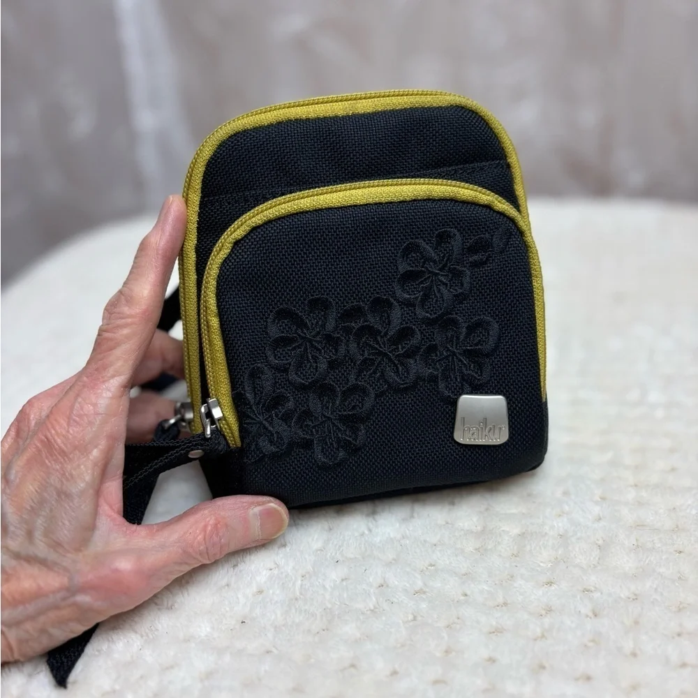 Haiku Crossbody Pouch Mini